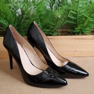 Anne Michelle Crocodile Pump
